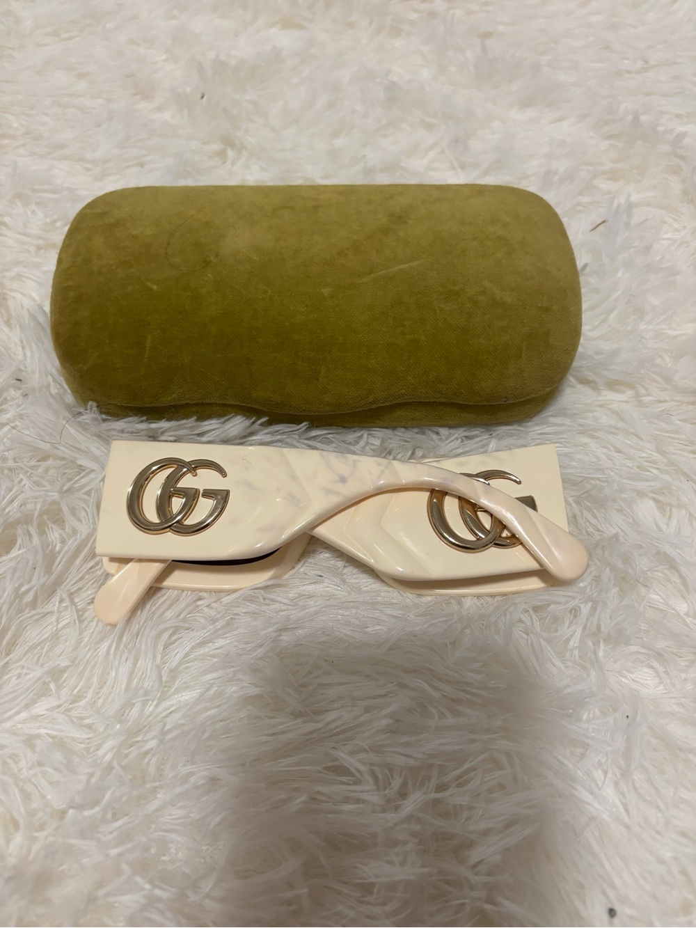 GUCCI  MARMONT SUNGLASSES - Picture 3 of 8